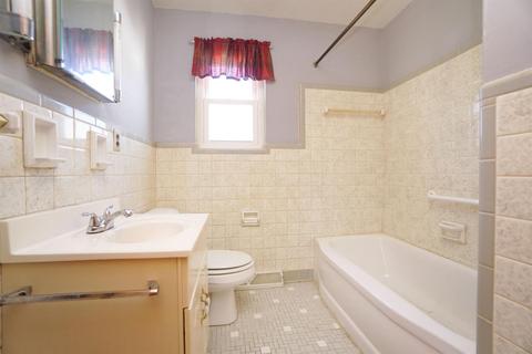 21 Maple St, Reading, OH 45215 photo 28