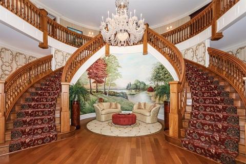 9275 Cunningham Rd, Cincinnati, OH 45243 photo 5
