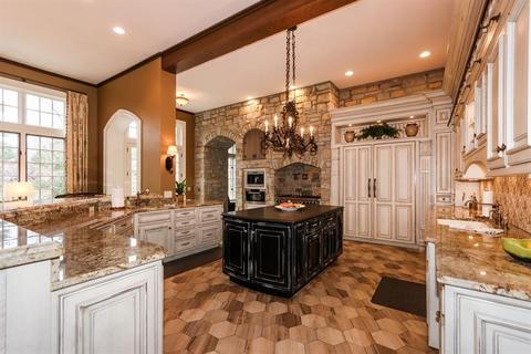 9275 Cunningham Rd, Cincinnati, OH 45243 photo 12
