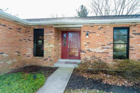 621 Brandy Way, Cincinnati, OH 45244 photo 3