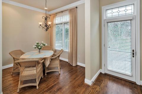 1484 Riverside Dr, Cincinnati, OH 45202 photo 12