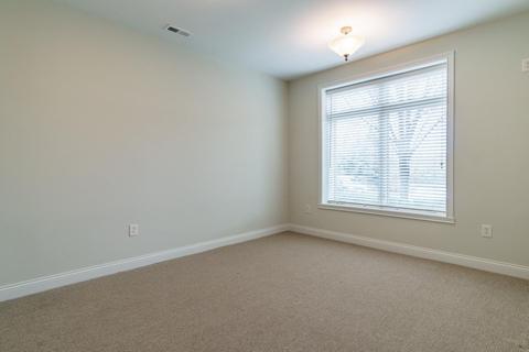 1484 Riverside Dr, Cincinnati, OH 45202 photo 20