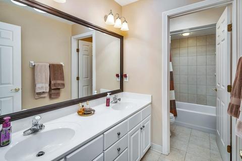 7574 Pinehurst Dr, Cincinnati, OH 45244 photo 20