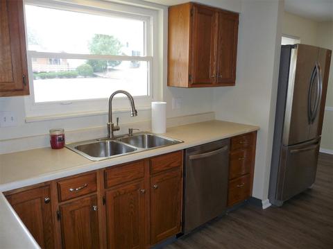 5630 Treeview Dr, Cincinnati, OH 45238 photo 11