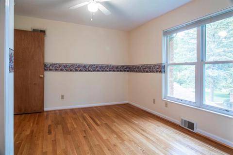 7505 Fourwinds Dr, Montgomery, OH 45242 photo 13