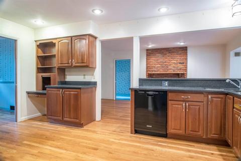 7505 Fourwinds Dr, Montgomery, OH 45242 photo 6