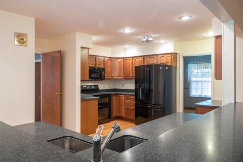 7505 Fourwinds Dr, Montgomery, OH 45242 photo 5