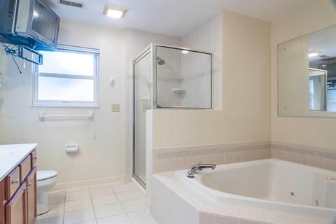 7505 Fourwinds Dr, Montgomery, OH 45242 photo 14