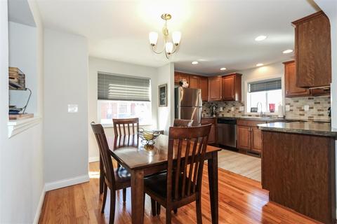 5857 Devon Ct, Cincinnati, OH 45248 photo 6
