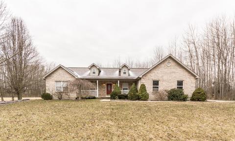 2702 Cedar Trce, Batavia, OH 45103 photo 1