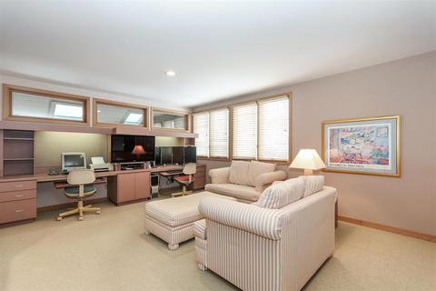 8300 Eagle Ridge Dr, Cincinnati, OH 45243 photo 19