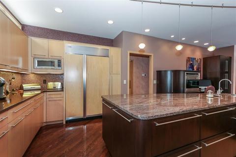 8300 Eagle Ridge Dr, Cincinnati, OH 45243 photo 10