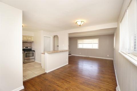 335 Anders Ct, Cincinnati, OH 45238 photo 7