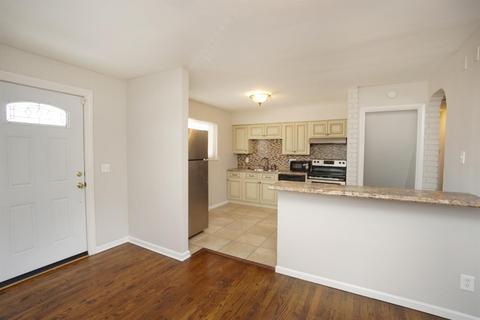335 Anders Ct, Cincinnati, OH 45238 photo 5