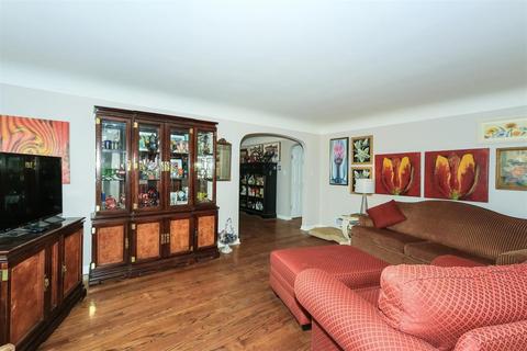 559 Andres Ln, Cincinnati, OH 45244 photo 5