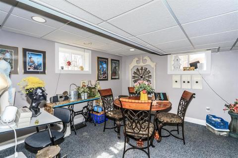 559 Andres Ln, Cincinnati, OH 45244 photo 16