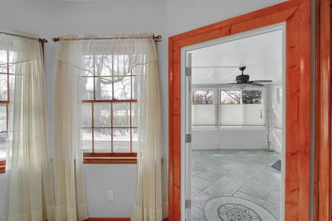 945 Summit Ave, Glendale, OH 45246 photo 6