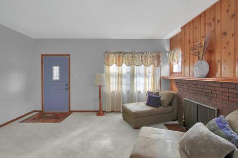 945 Summit Ave, Glendale, OH 45246 photo 3