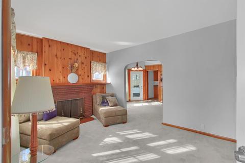 945 Summit Ave, Glendale, OH 45246 photo 4