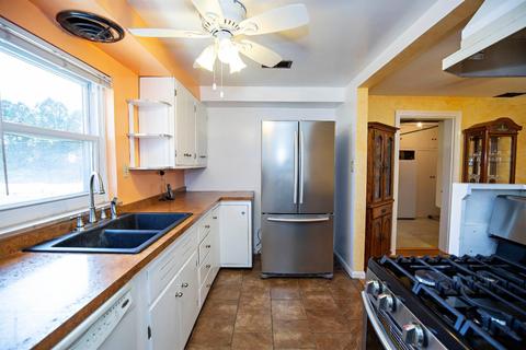 4032 Mcmann Rd, Cincinnati, OH 45245 photo 3