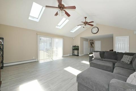 5659 Eagle Creek Ct, Hamilton Township, OH 45039 photo 18