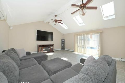 5659 Eagle Creek Ct, Hamilton Township, OH 45039 photo 16