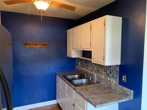 2490 Garrison Dr, Cincinnati, OH 45231 photo 3