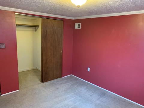 2490 Garrison Dr, Cincinnati, OH 45231 photo 12