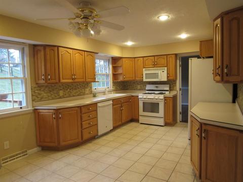 7840 Kimbee Dr, Cincinnati, OH 45244 photo 6