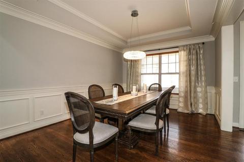 9607 Cooper Ln, Blue Ash, OH 45242 photo 7