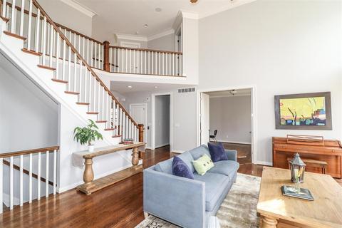 9607 Cooper Ln, Blue Ash, OH 45242 photo 24