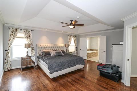 9607 Cooper Ln, Blue Ash, OH 45242 photo 17