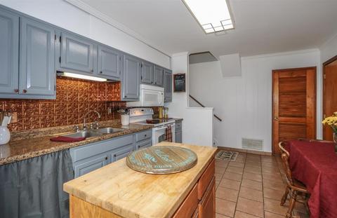 2732 Cornwall Dr, Cincinnati, OH 45231 photo 10