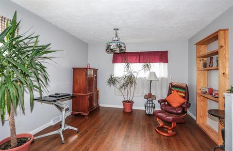 2732 Cornwall Dr, Cincinnati, OH 45231 photo 7