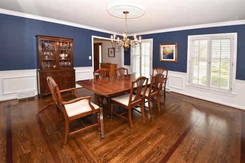 2437 Royalview Ct, Cincinnati, OH 45244 photo 3