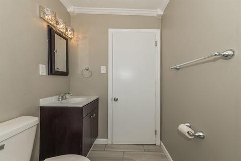 110 Ridgeway Rd, Cincinnati, OH 45216 photo 14