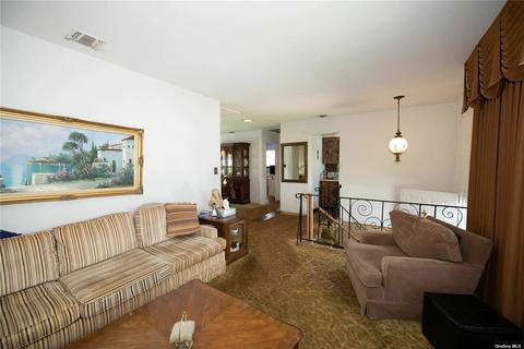 4267 Blaney Ave, Cincinnati, OH 45227 photo 3