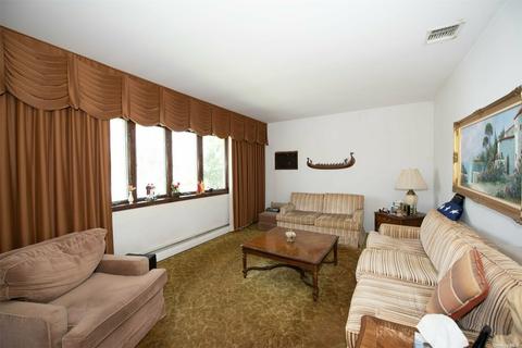 4267 Blaney Ave, Cincinnati, OH 45227 photo 4