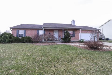 5013 Sean Cir, Blanchester, OH 45107 photo 1