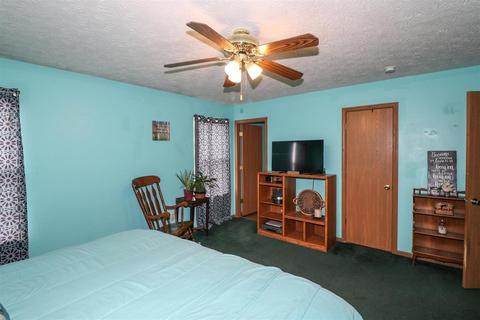 5013 Sean Cir, Blanchester, OH 45107 photo 12