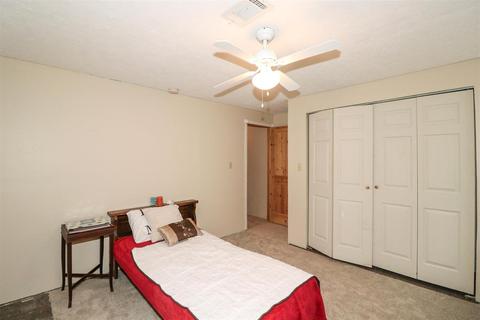 5013 Sean Cir, Blanchester, OH 45107 photo 10