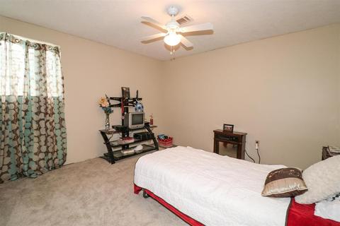 5013 Sean Cir, Blanchester, OH 45107 photo 9