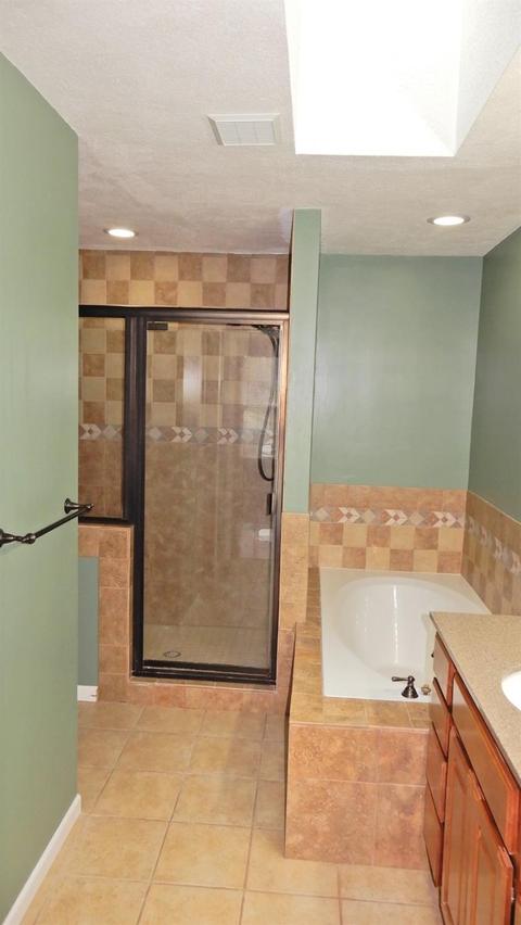 4879 Orland Rd, Cincinnati, OH 45244 photo 12