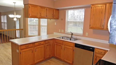 4879 Orland Rd, Cincinnati, OH 45244 photo 4