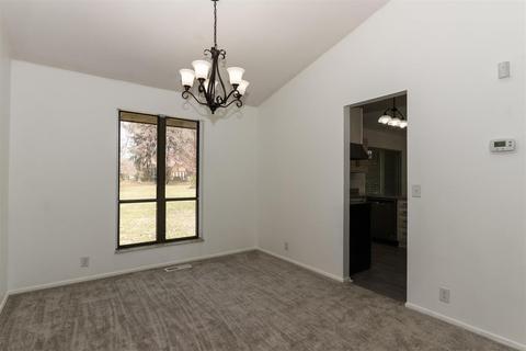 8928 Kemper Rd, Montgomery, OH 45249 photo 9