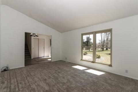 8928 Kemper Rd, Montgomery, OH 45249 photo 4