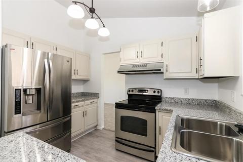 8928 Kemper Rd, Montgomery, OH 45249 photo 11