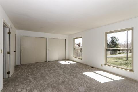 8928 Kemper Rd, Montgomery, OH 45249 photo 14