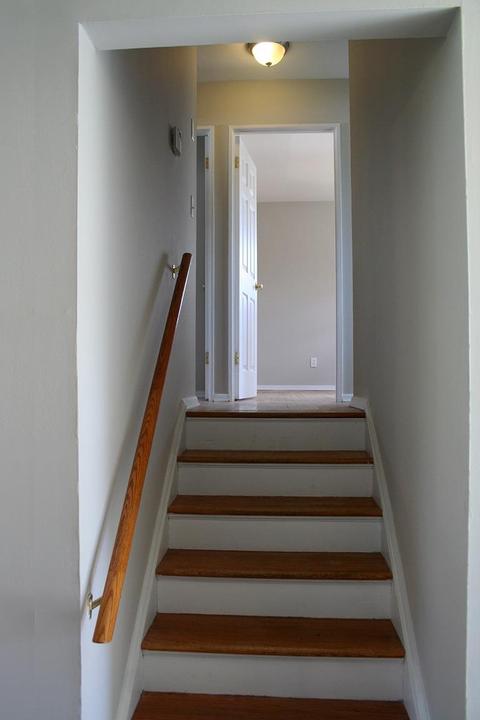 902 Glasgow Dr, Cincinnati, OH 45240 photo 8
