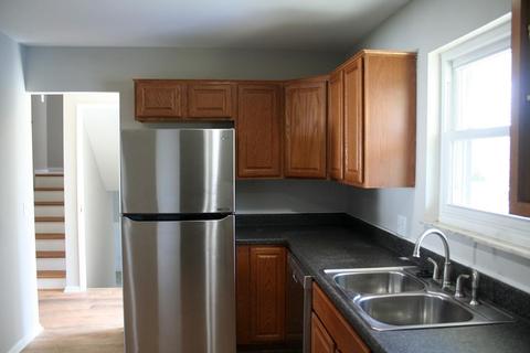 902 Glasgow Dr, Cincinnati, OH 45240 photo 7